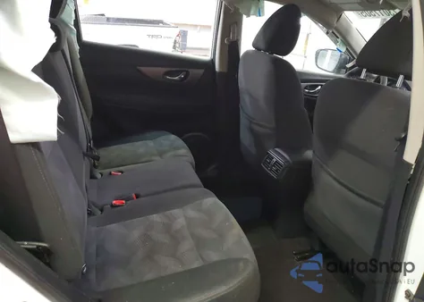 2016 Nissan Rogue S z USA, uszkodzony, nr VIN KNMAT2MV3GP689580